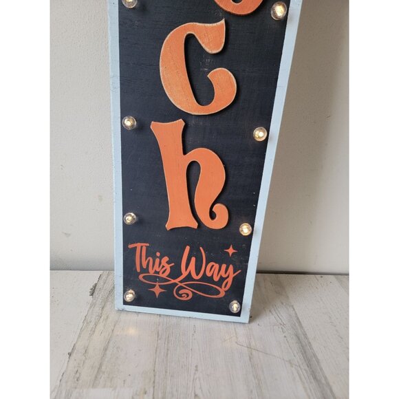 Halloween lighted Wicked witch this way sign hanging home decor - Picture 6 of 10